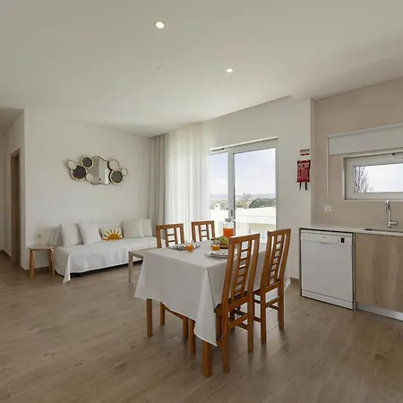 Ceu - B&p Infinity House Daire